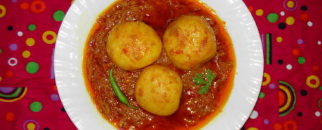 Assiette de dum aloo